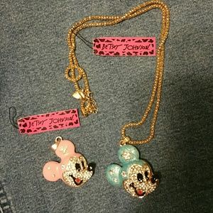 Pink & blue Mickey faces necklace & 1 chain